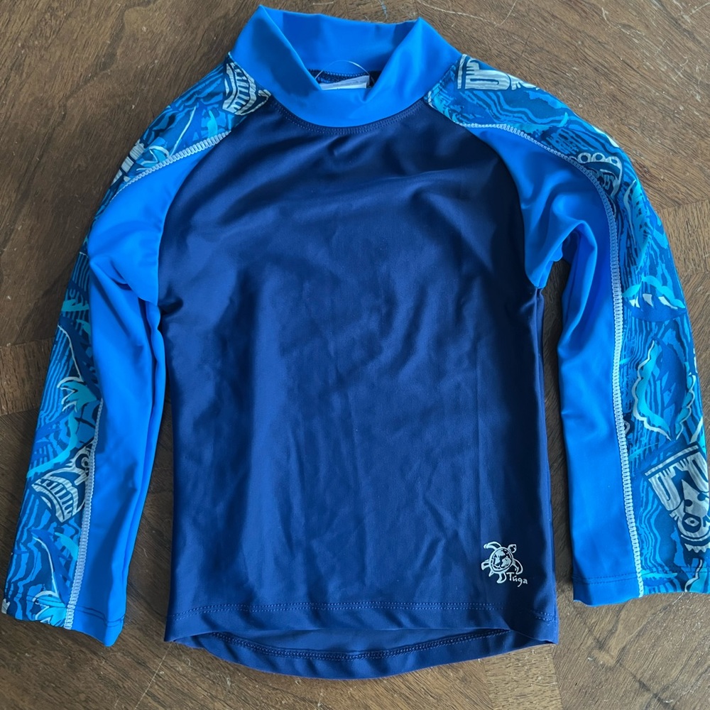 NWT size 2/3 Tuga unisex rashguard